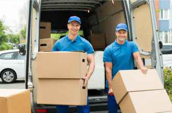 Solution Pros. Réception de palettes dans un entrepôt professionnel